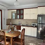 Gjiri I Lalezit Apartman *