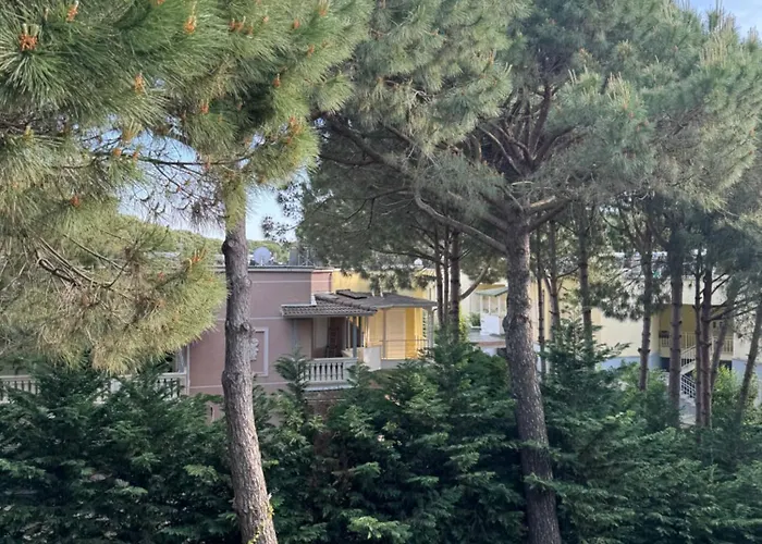 Gjiri I Lalezit * Durrës